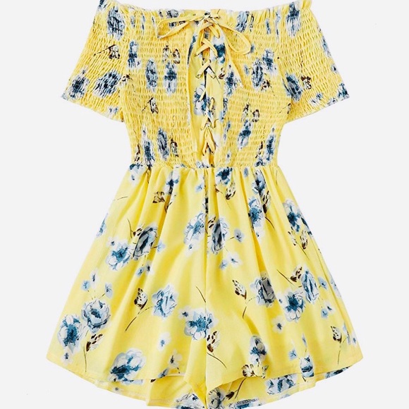 Dresses & Skirts - 💫HOST PICK💫 NEVER WORN ROMPER